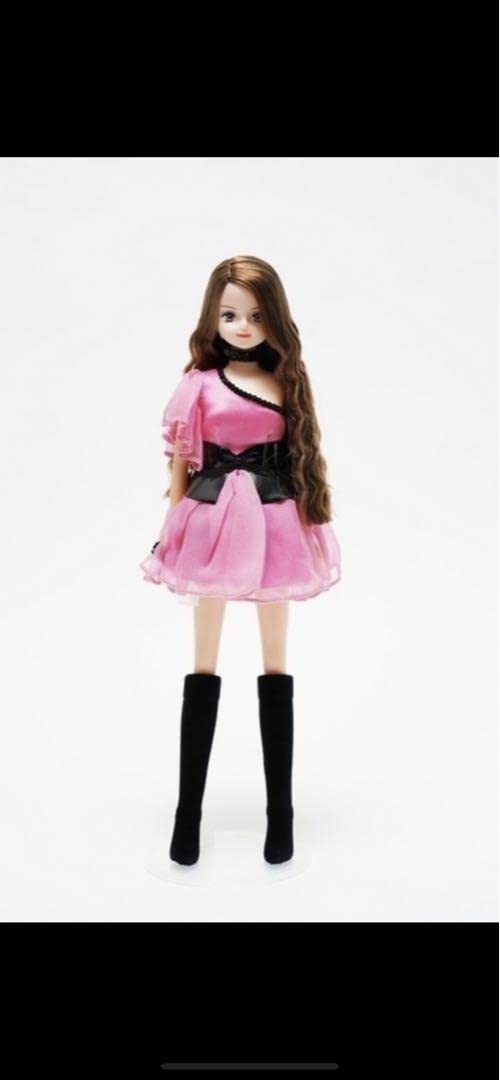 安室奈美恵 ドール ピンク Amazon.co.jp: 安室奈美恵 グッズ ドール フィギュア 人形